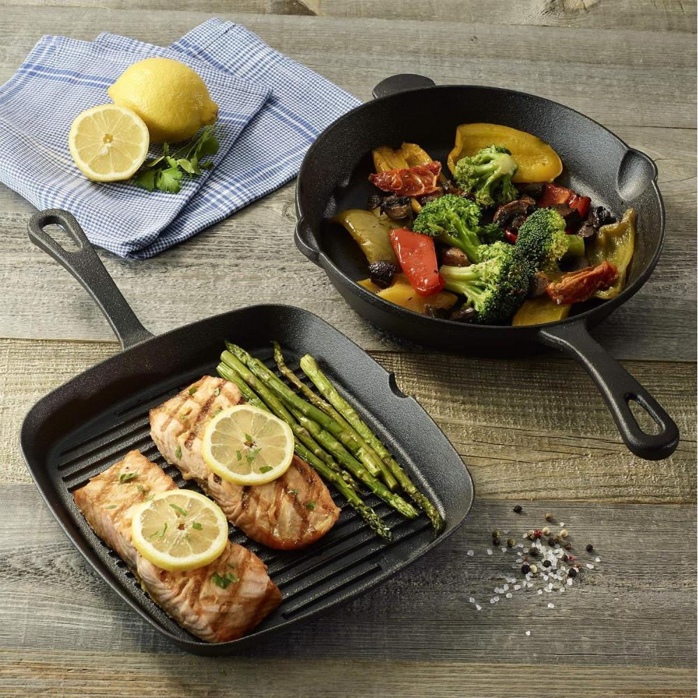 Cuisinart Pre-Seasoned Cast Iron 9.25″ Square Grill and 10″ Round Fry Pan (2 Pack), Black